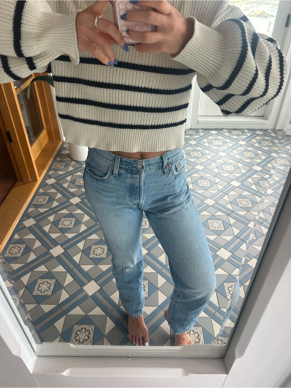 Light Blue High-Rise Straight Jeans - Unbranded